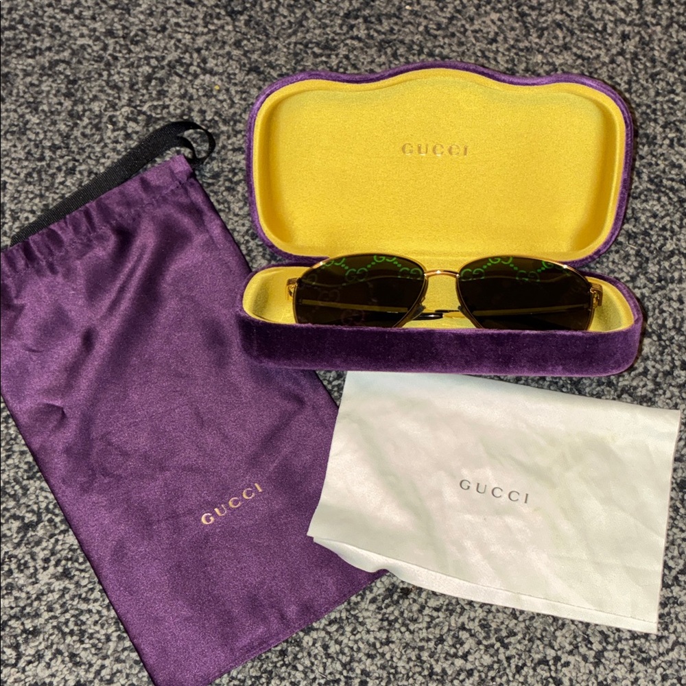 Gucci Aviayor Sunglasses with Purple Velvet Case GG Emblems
